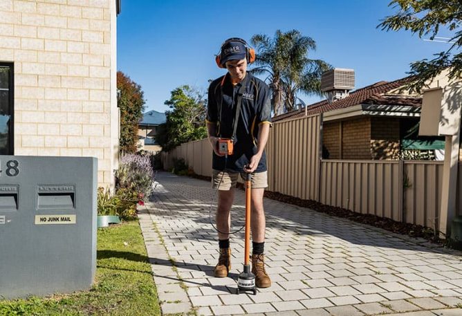 Ember Plumbers checking for water leaks in Perth